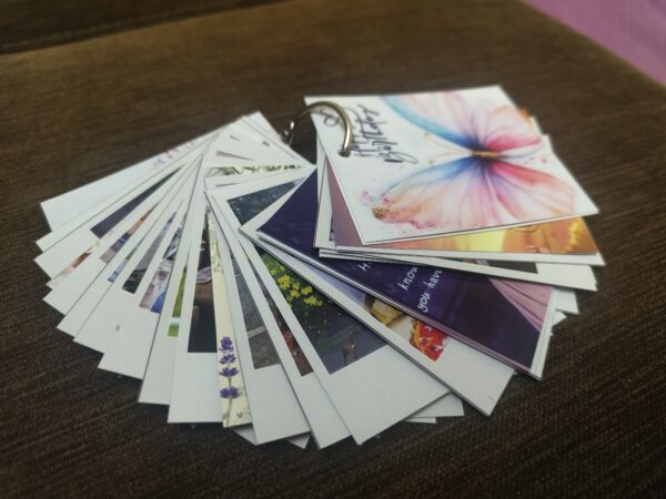Mini Ring Album – Custom Pocket Photo Flipbook with Quotes & Artwork